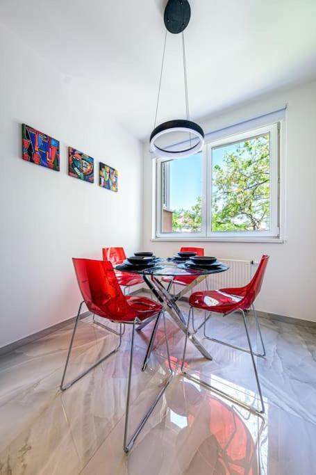 Stadium Apartment - Free Parking Budapest Esterno foto