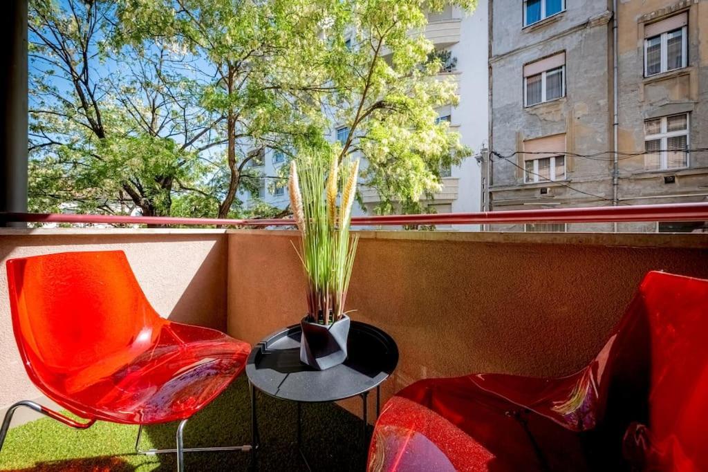 Stadium Apartment - Free Parking Budapest Esterno foto